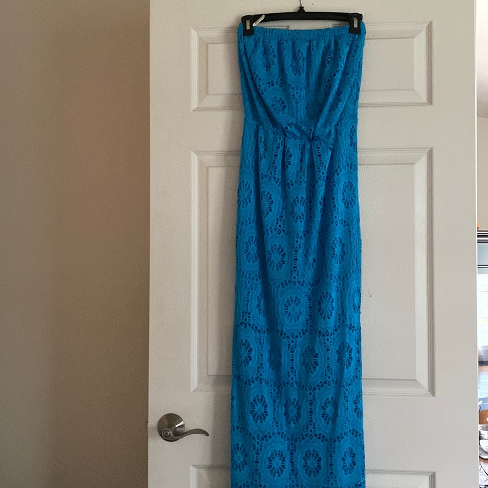 Lilly Pulitzer crochet strapless maxi dress. Blue color. Size small.